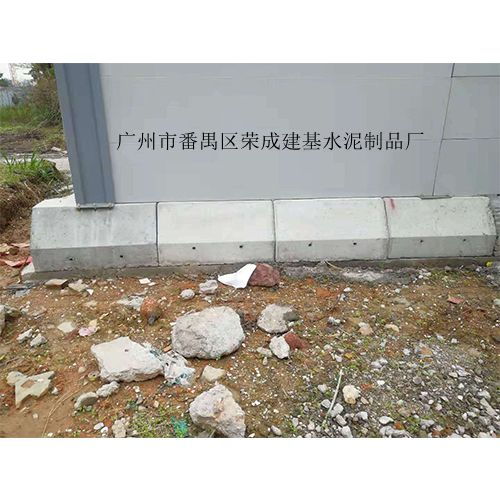 韶關(guān)優(yōu)質(zhì)水馬隔離墩供應(yīng)商精選 百墩實業(yè)——專業(yè)制造，品質(zhì)之選